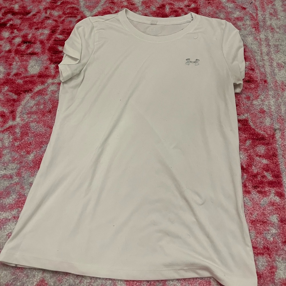 white under armor shirt